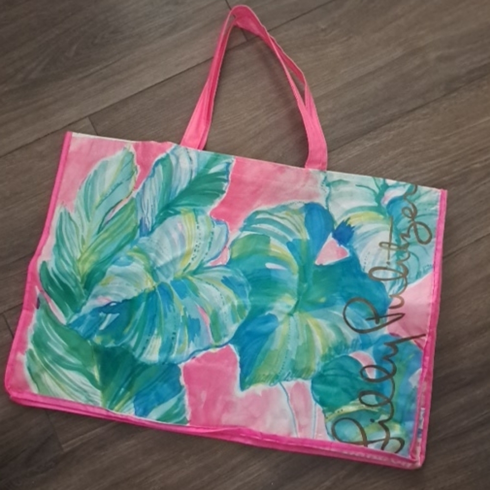 Lilly Pulitze Pink Tropical Print Canvas Tote Bag with Green Leaf Design